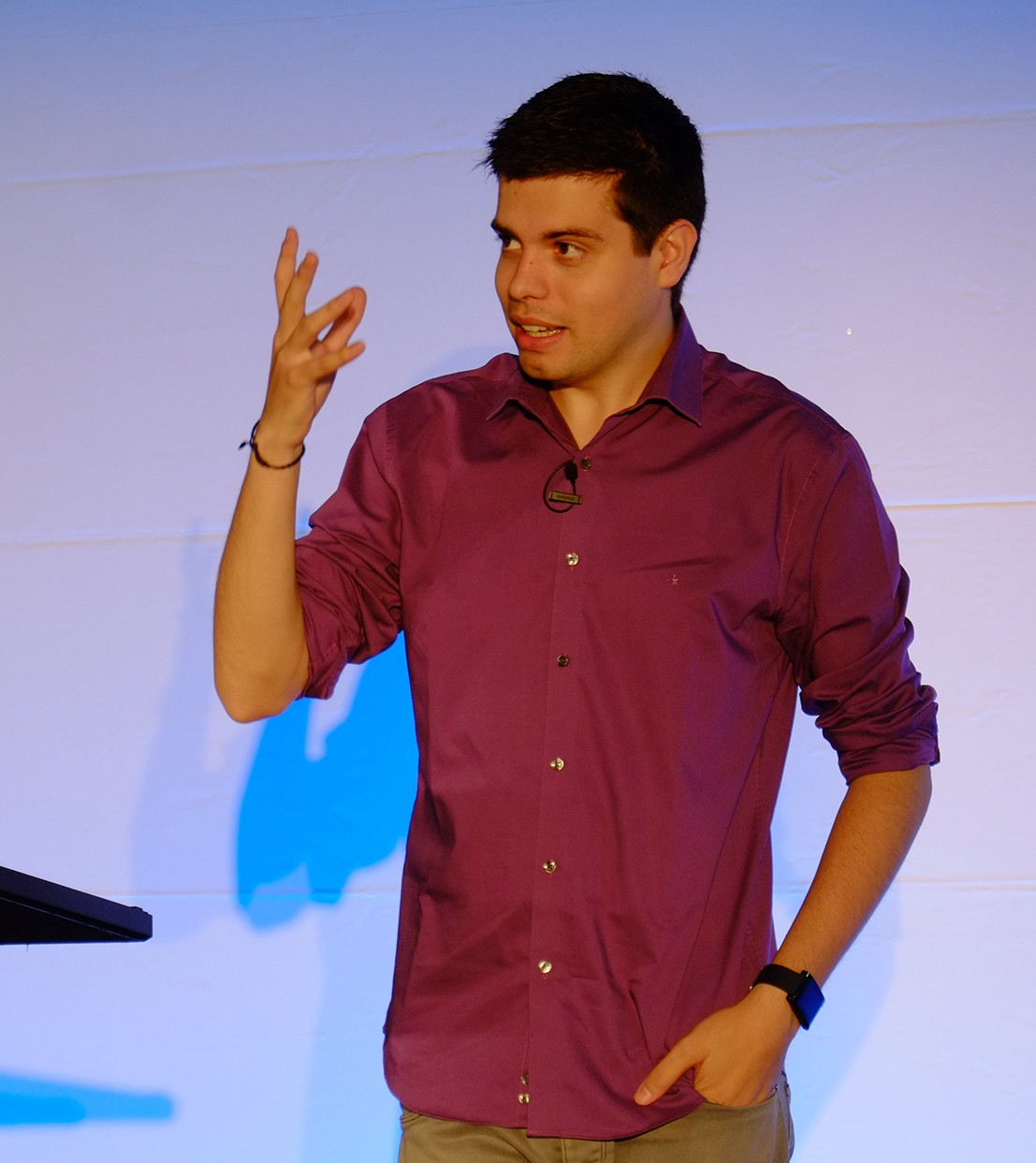 Innovar en un múndo cada vez más veloz: Cómo afectan los nuevos modelos de comunicación a la innovación.